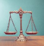 بهترین وکیل دماوند ، وکیل رودهن