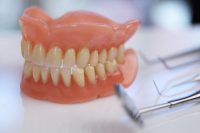 دندان مصنوعي با بيمه
