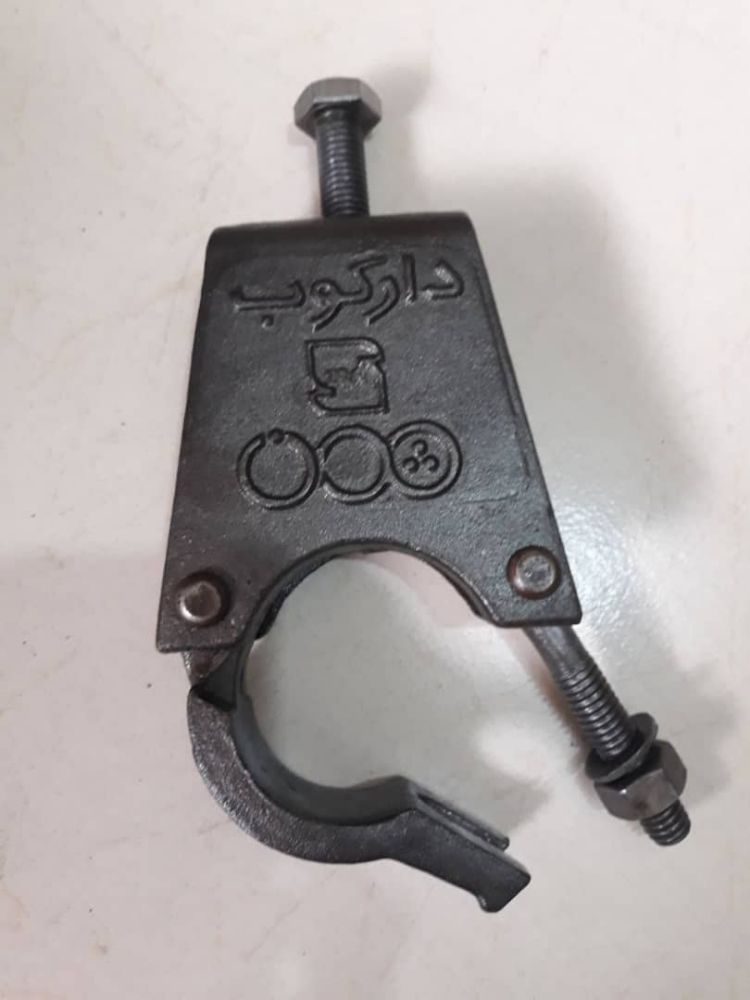 بست تیرآهنی دارکوب
