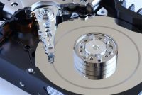 تعمیر انواع هارد دیسک و بازیابی اطلاعات
