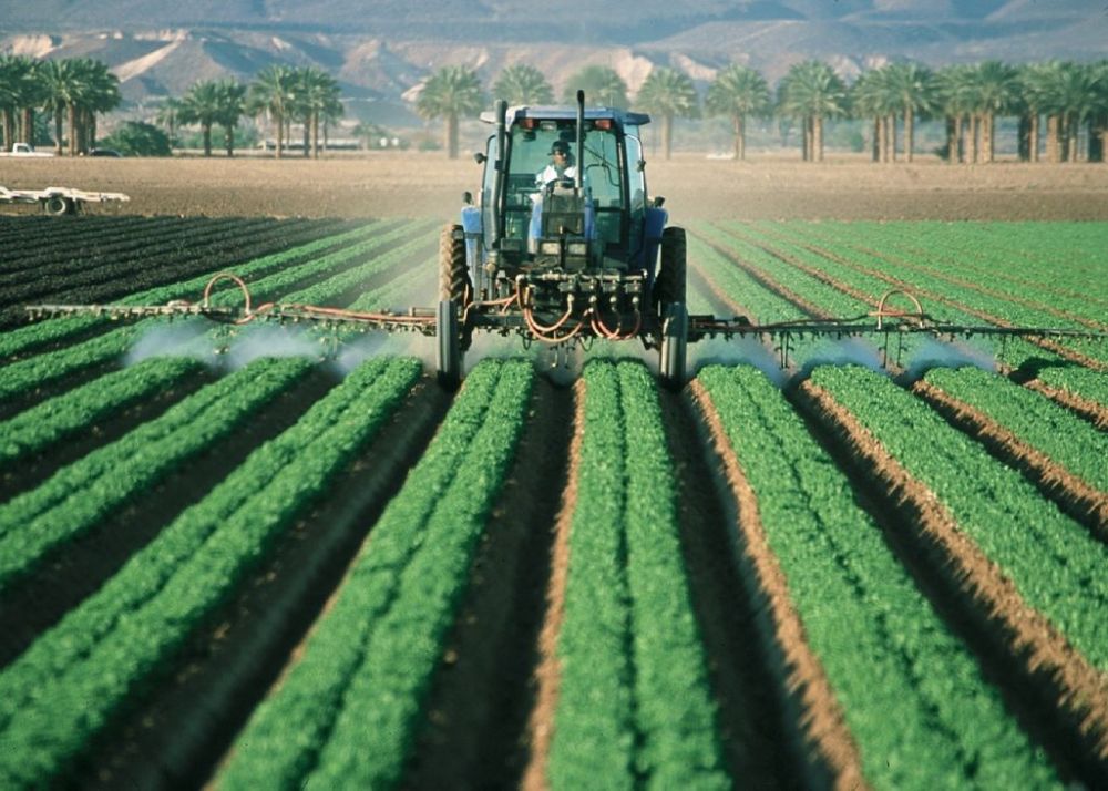 farmer-880567_1280