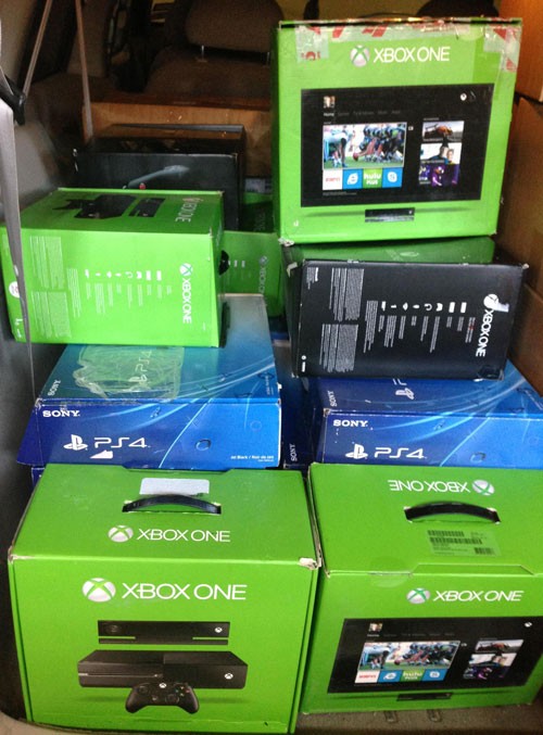 -عمده-کنسول-دست-دوم-و-استوک-ps4-دست-دوم-ایکس-باکس-به-صورت-کلی
