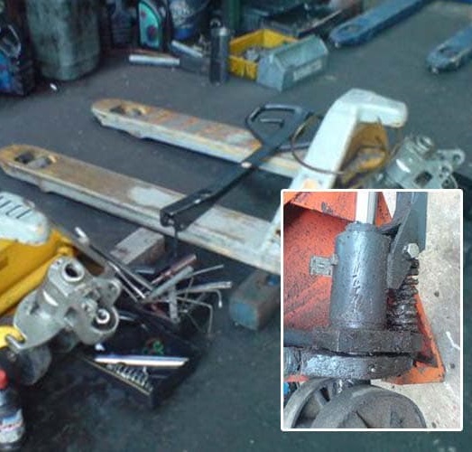 Hydraulic-Pump-Leaking