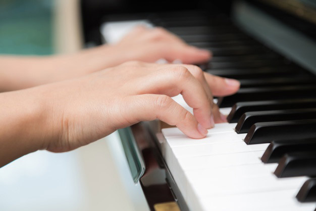 benefit_piano