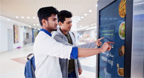 ارائه-خدمات-بدون-اوپراتور-از-فروشگاهی-تا-تبلیغاتی