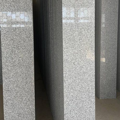 سنگ-گرانیت-نطنز-سفید