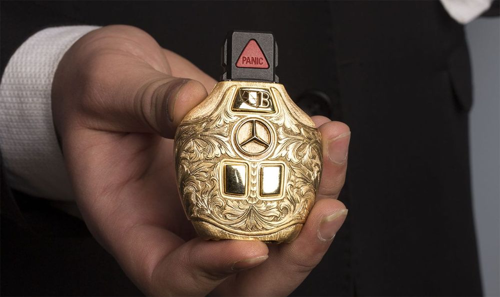 999