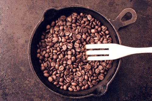 roasting-coffee-beans