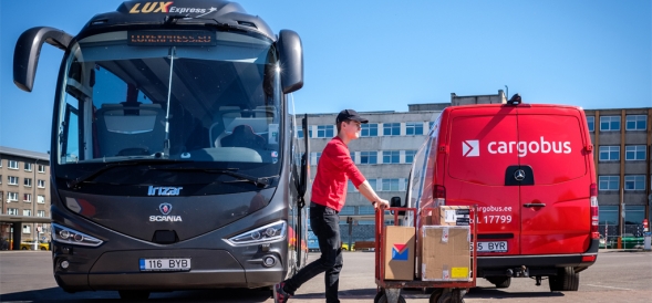 Cargobus-parcel-delivery-2-1679677032