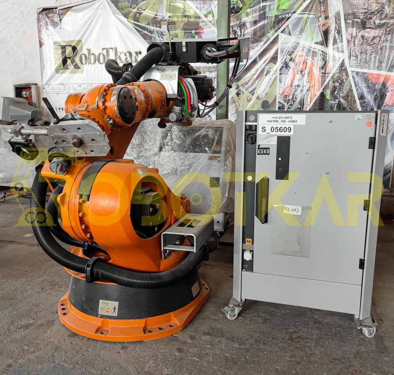 KUKA kr 240