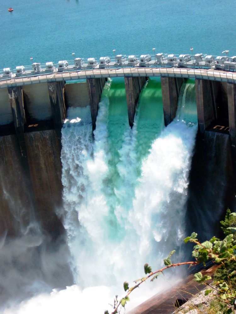 kerr-dam-1394835