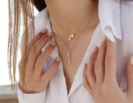 گردنبند یقه