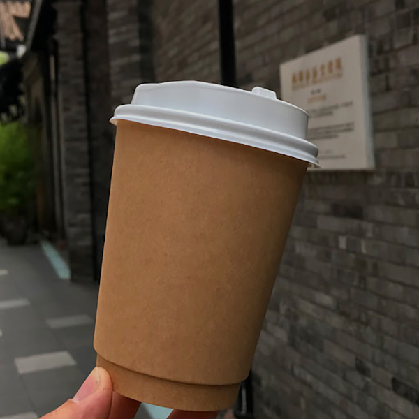 Take-out-a-double-walled-paper-cup