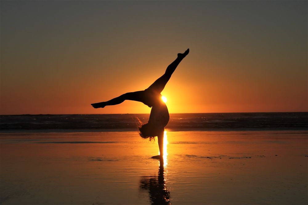 benefits-of-inversions-in-yoga