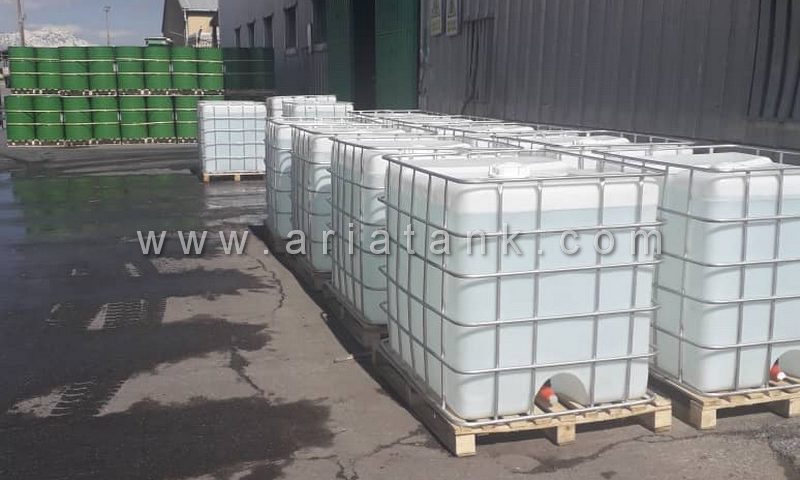 مخزن-ای-بی-سی-IBC-پایه-چوبی-800x480