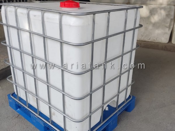 مخزن-آی_-بی_-سی-IBC-با-پالت-پلاستیکی_copy_600x450