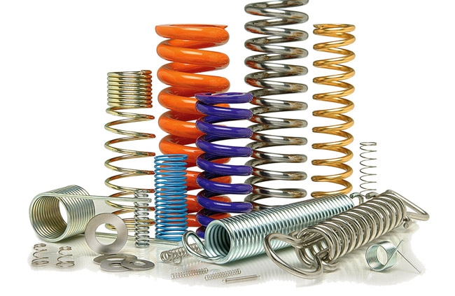 1-Lee-Spring-variety-of-options-for-compressions-springs-650x423