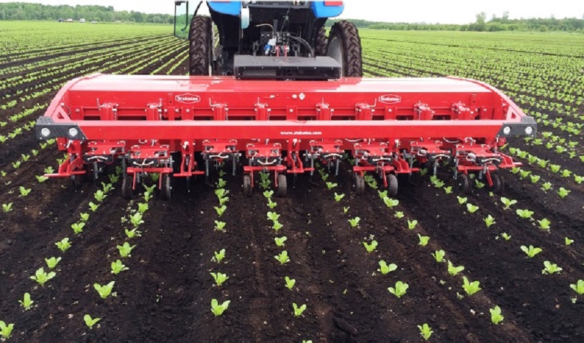 Modern-Agricultural-Technology-and-Use-of-Machinery-in-Agriculture
