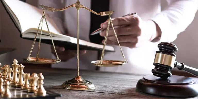 Who-is-the-Labor-Office-Lawyer-in-West-Tehran-and-what-services-does-she-provide_-768x384