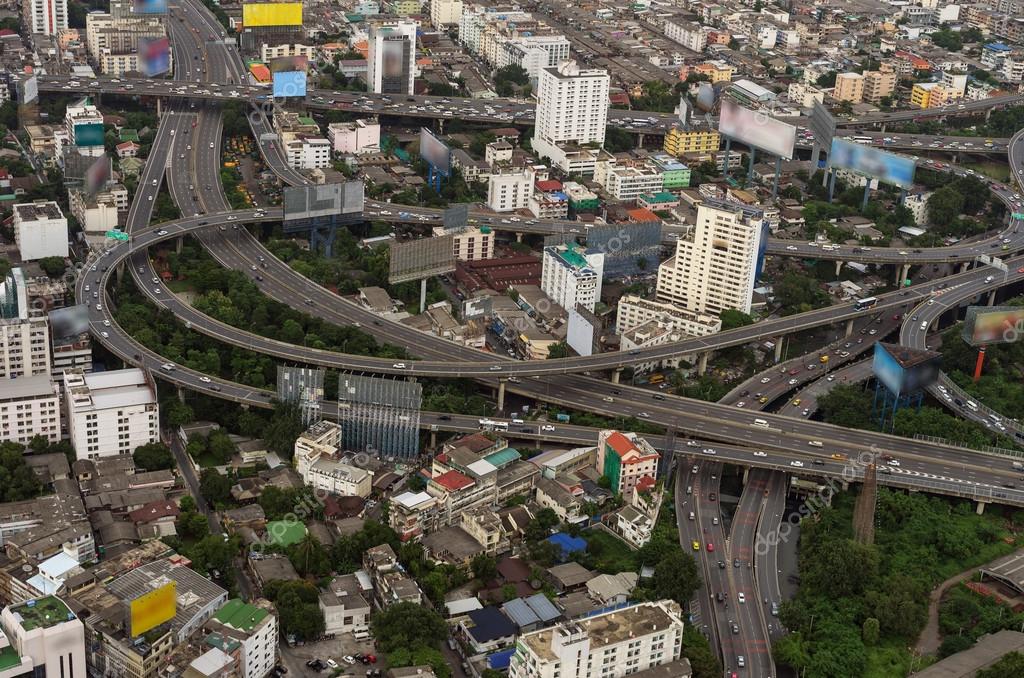 depositphotos_104652902-stock-photo-bangkok-elevated-expressway